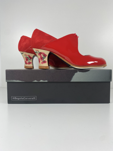 M69 Arty CHAROL ROJO ANTE ROJO CLAVER ROJO Rozmiar 39