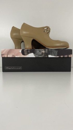 M29 CORDONERA CALADO BOX MAQUILLAJE CA Rozmiar 39,5