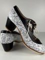 M37  CANDOR CLAVEL BLANCO BOX NEGRO CUB Rozmiar 40,5