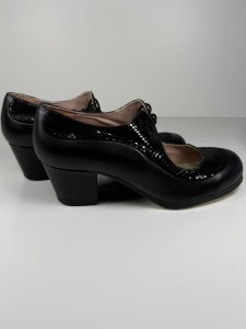 M25 ANGELITO BOX NEGRO SERP. NEGRA CUB Rozmiar 39
