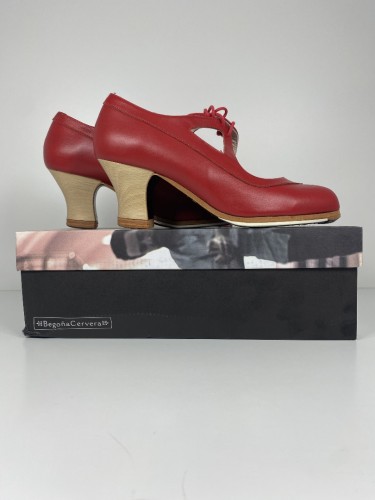 M37 CANDOR BOX ROJO CA LAC Rozmiar 40,5